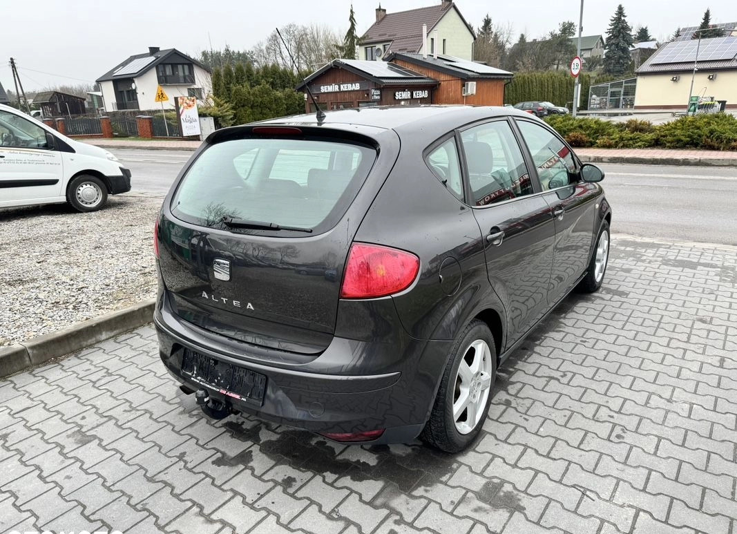 Seat Altea cena 9900 przebieg: 236000, rok produkcji 2004 z Czempiń małe 137